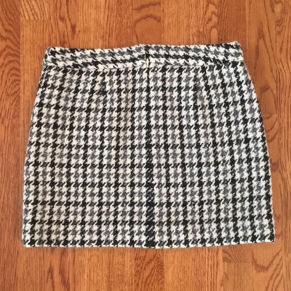 J. Crew Wool Houndstooth Miniskirt - Picture 2 of 5
